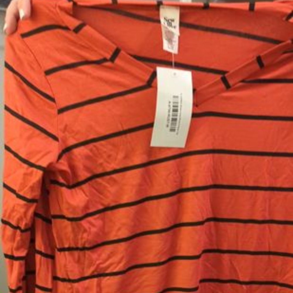 NEW - SewInLove Medium Striped Long Sleeve VNeck Top with Rust & Blakc Stripes